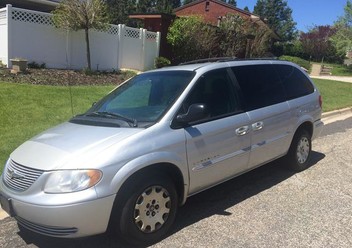 Piasta Chrysler  Town & Country II